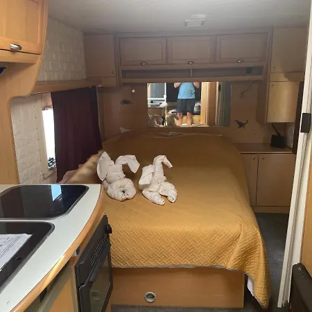 каравана Adventure Caravan Chalet *